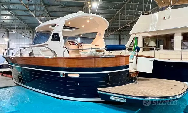 apreamare 38 comfort hard top natante 2010 - Sea Level Traders