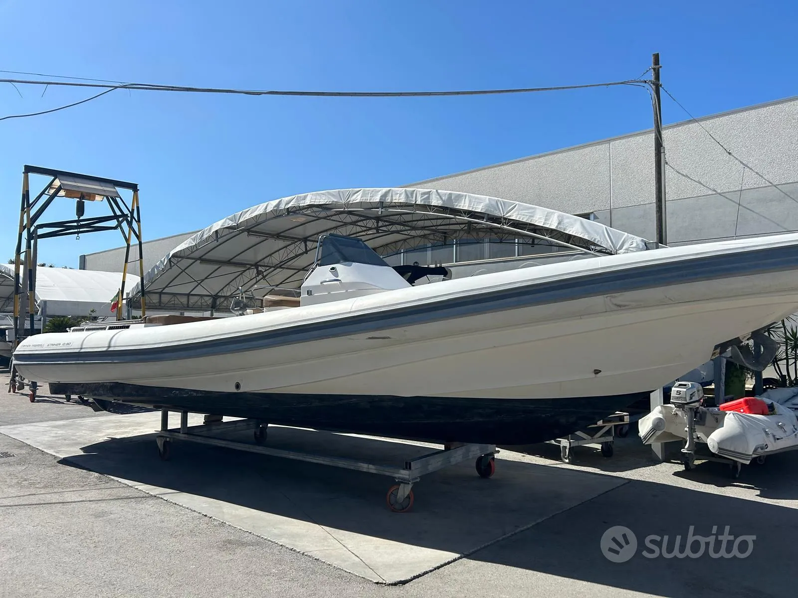 Cantieri Magazzu striker 14 10 90 2005 - Sea Level Traders